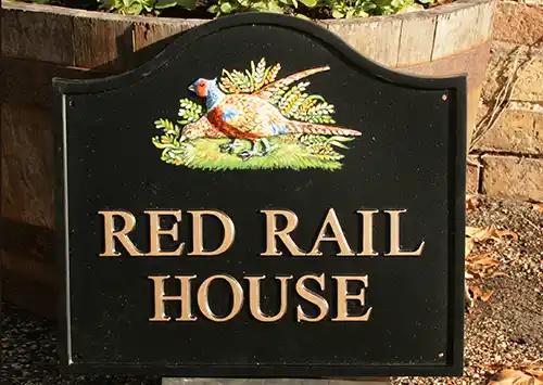 Dome top house sign with motif#