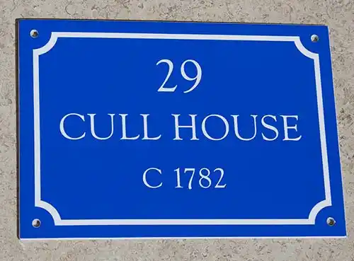French style signs