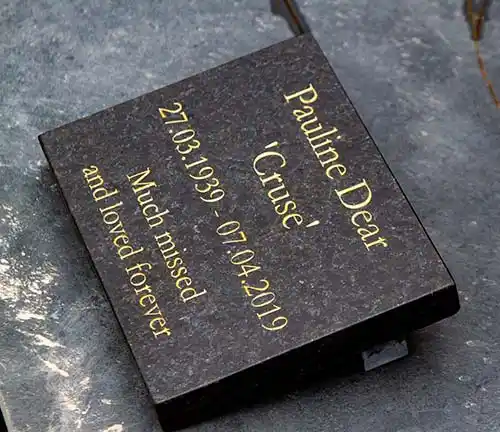 Granit Tablet With Riser.