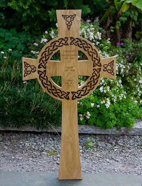 Celtic Cross made in Oak