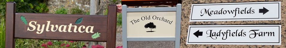 Holiday Accommodation Signs